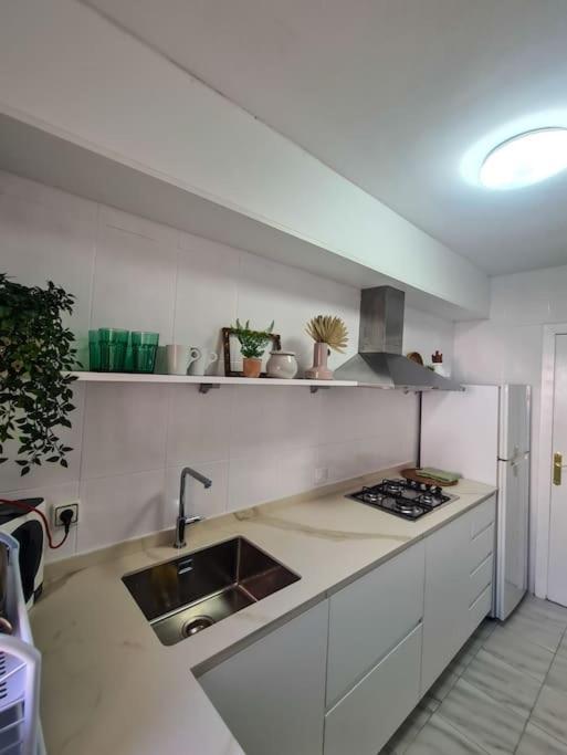 Nice Beachside 2-Bd Apt Near Barcelona Cunit Eksteriør bilde