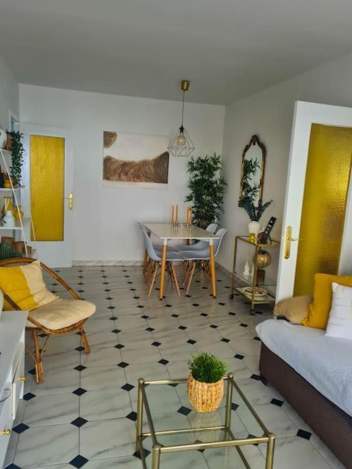 Nice Beachside 2-Bd Apt Near Barcelona Cunit Eksteriør bilde